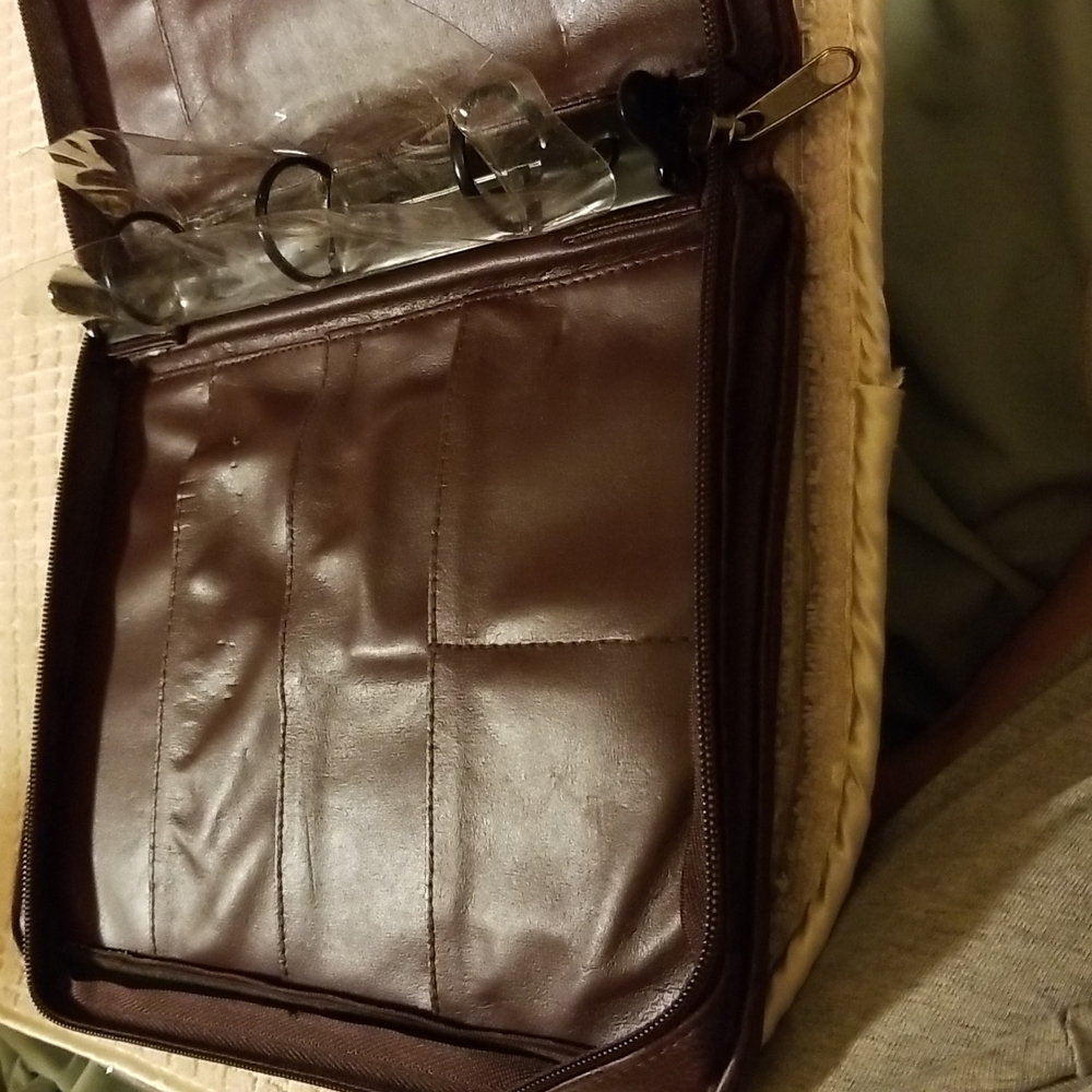 ORGANIZER - Picture 2 of 8